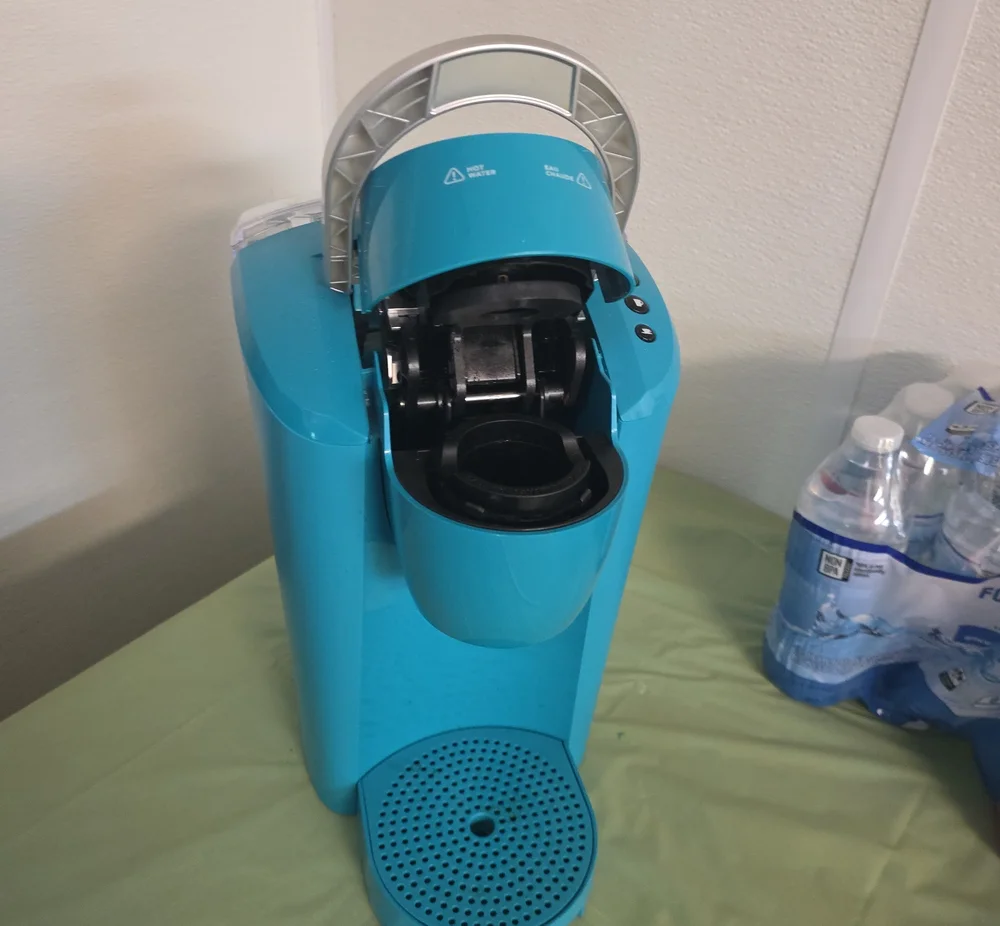 Keurig Single-Serve Coffee Maker in Teal with Silver Trim
